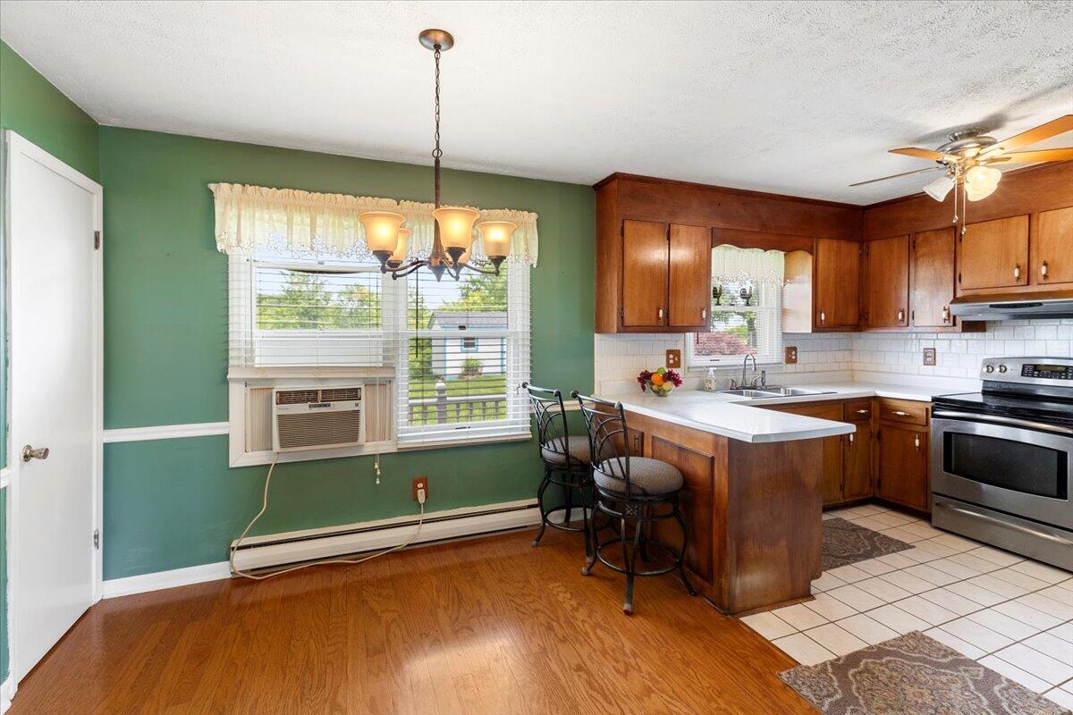 5268 Ridgecrest Avenue Pulaski, VA 24301 - Photo 13 of 71 17-17