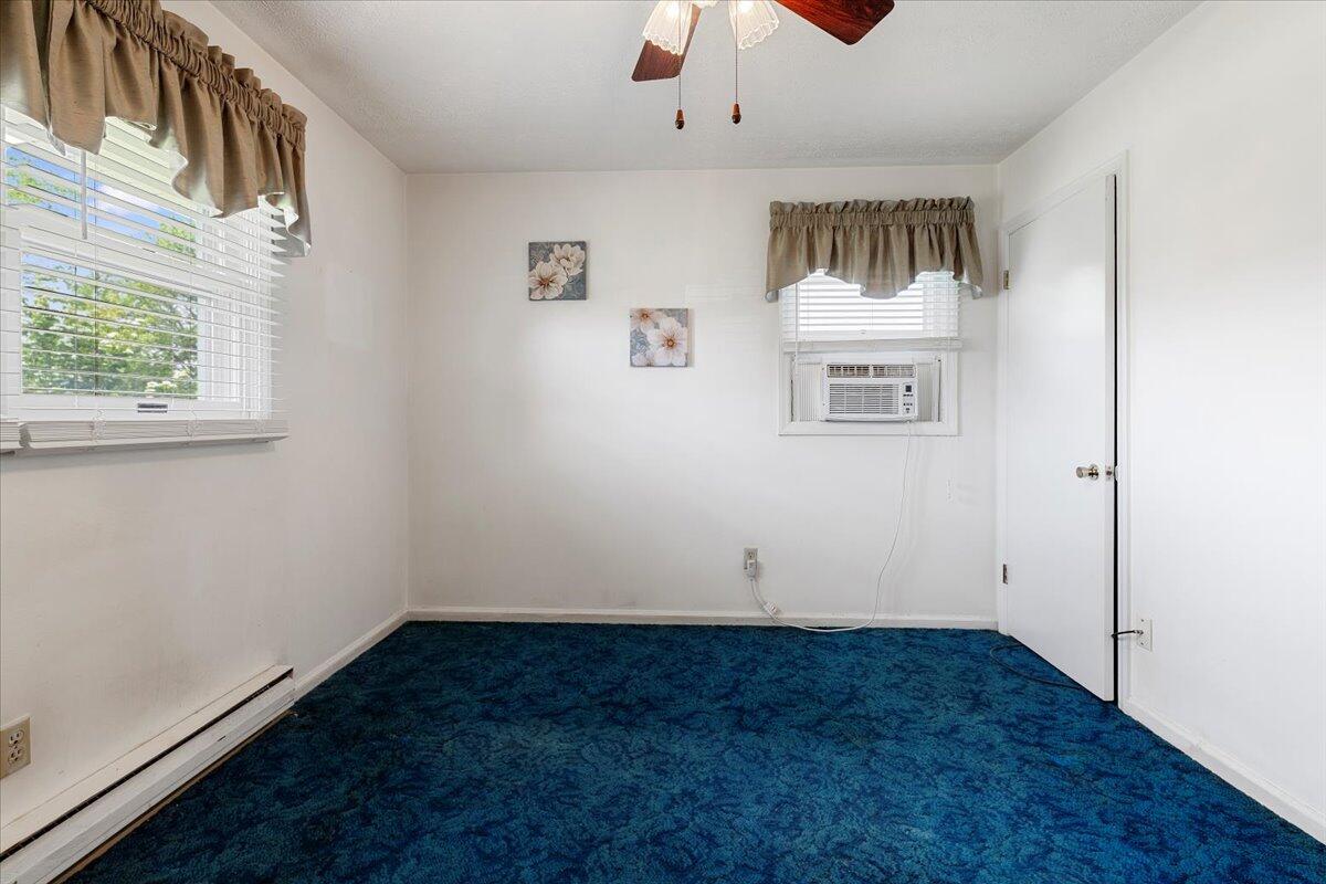 5268 Ridgecrest Avenue Pulaski, VA 24301 - Photo 24 of 71 28-28