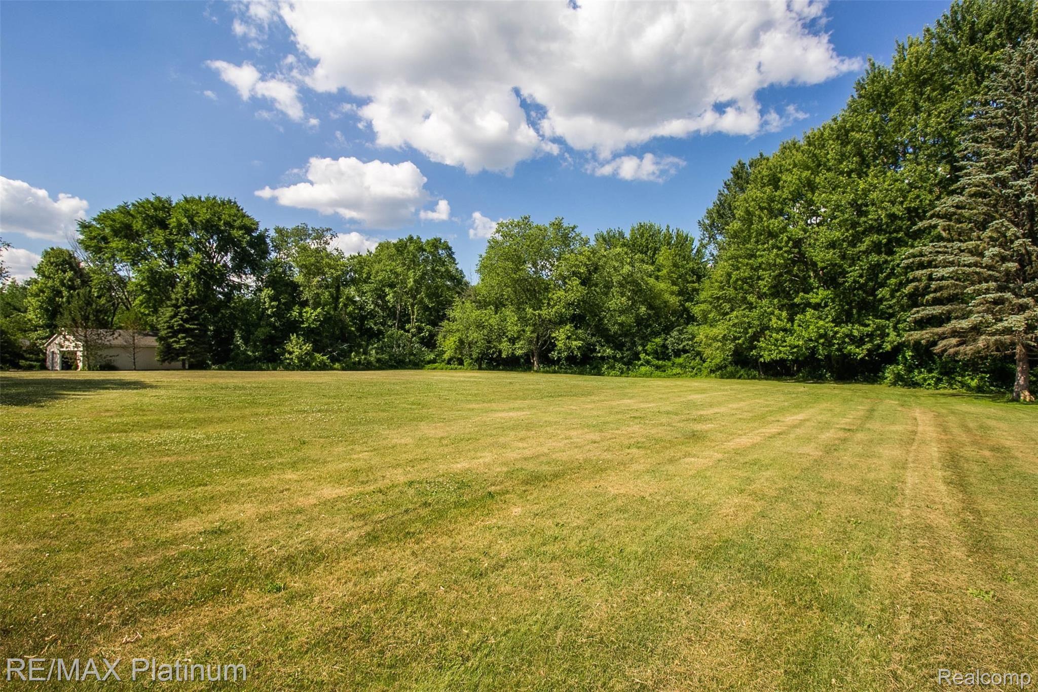 7209 East Holly Road Holly, MI 48442 - Photo 40 of 48 41.jpg