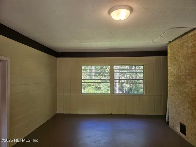 $1,600 | 2061 Harvard Street, Middleburg, FL 32068