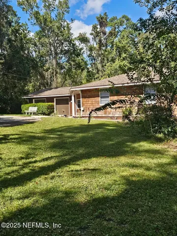 $1,600 | 2061 Harvard Street, Middleburg, FL 32068