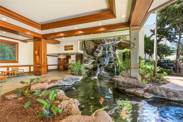$695,000 | 201 ʻŌhua Avenue, Unit 1706, Honolulu, HI 96815