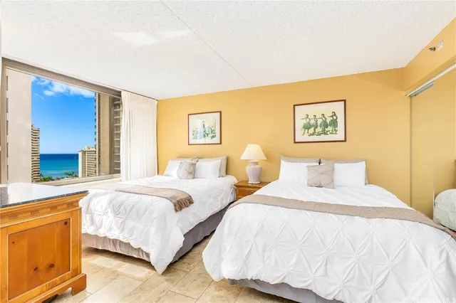 $695,000 | 201 ʻŌhua Avenue, Unit 1706, Honolulu, HI 96815