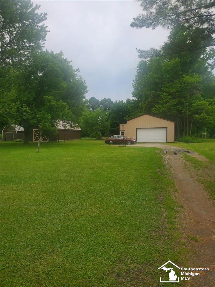 105 West Vienna Road Temperance, MI 48182 - Photo 5 of 18