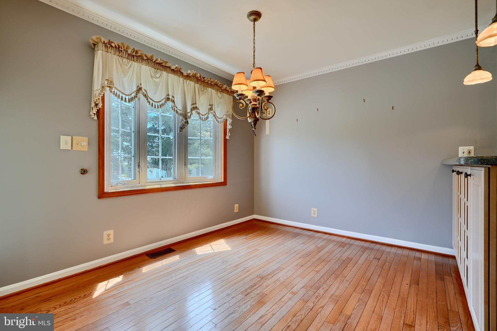 1945 Midland Road Baltimore, MD 21222 - Photo 39 of 69 Breakfast Nook