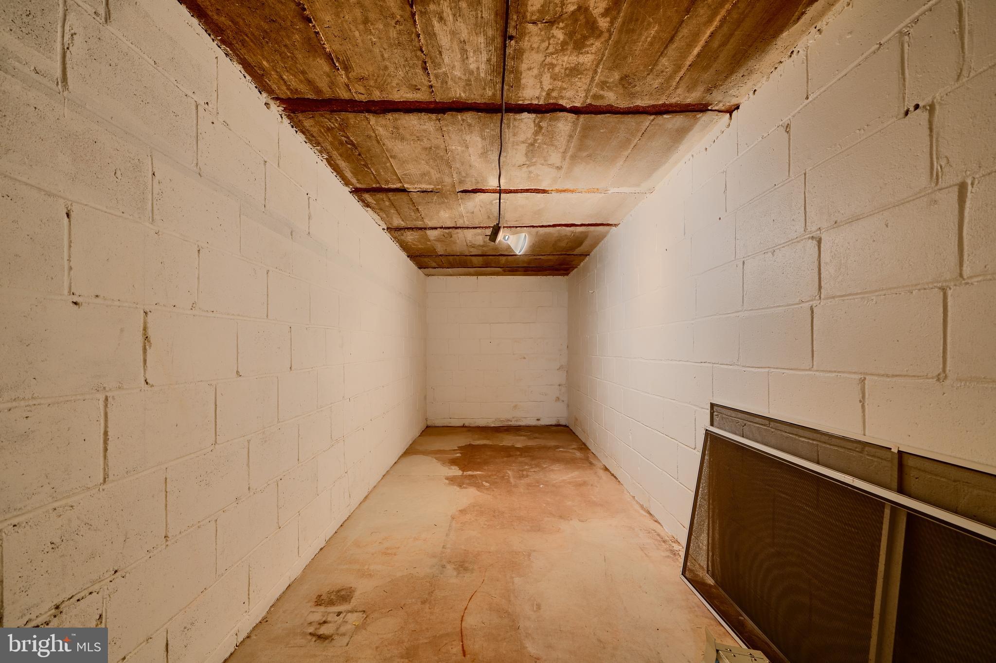1945 Midland Road Baltimore, MD 21222 - Photo 63 of 69 Storage/Wine Cellar