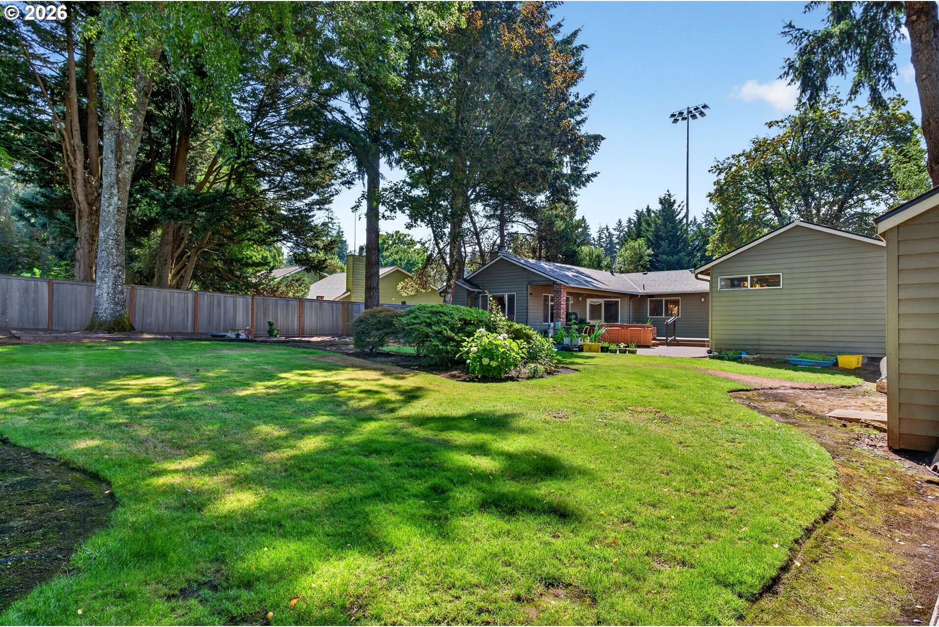 1545 Cloverleaf Road Lake Oswego, OR 97034 - Photo 40 of 48 Gallery Image 40