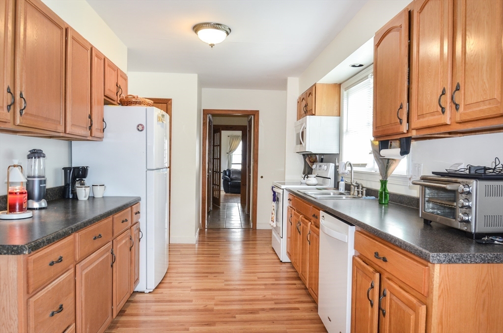 55 Prudential Road Worcester, MA 01606 - Photo 7 of 31 Gallery Image 7