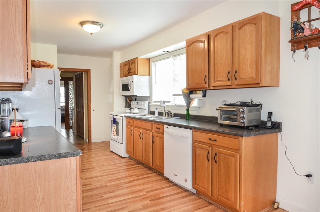 55 Prudential Road Worcester, MA 01606 - Photo 9 of 31 Gallery Image 9