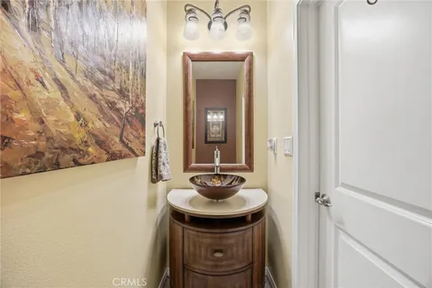 $995,888 | 12006 Fairmont Court, Hawthorne, CA 90250
