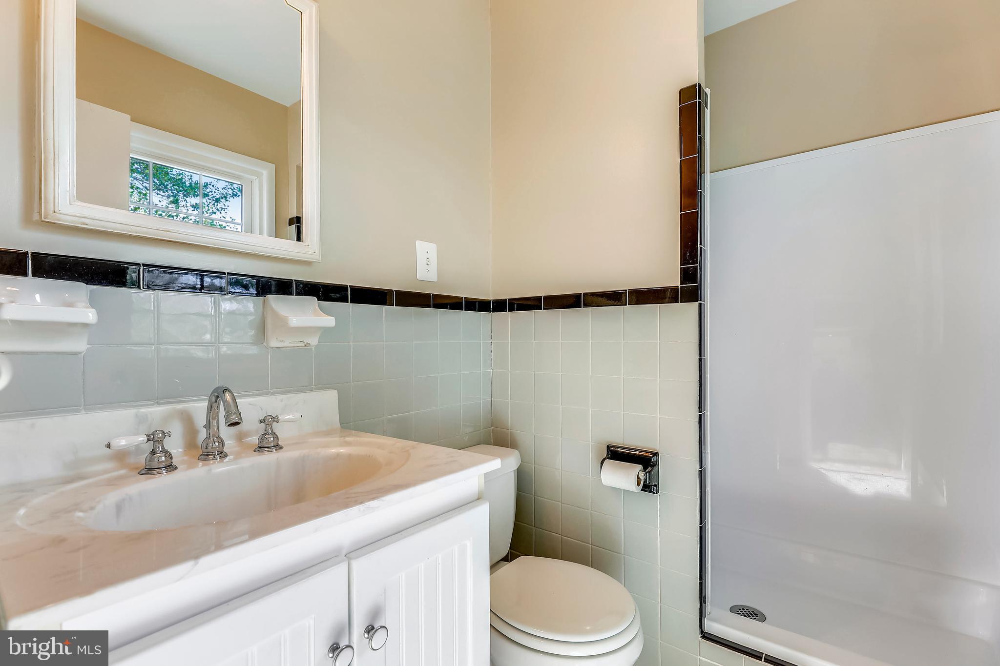 15002 Lear Lane Silver Spring, MD 20905 - Photo 19 of 48 Gallery Image 19