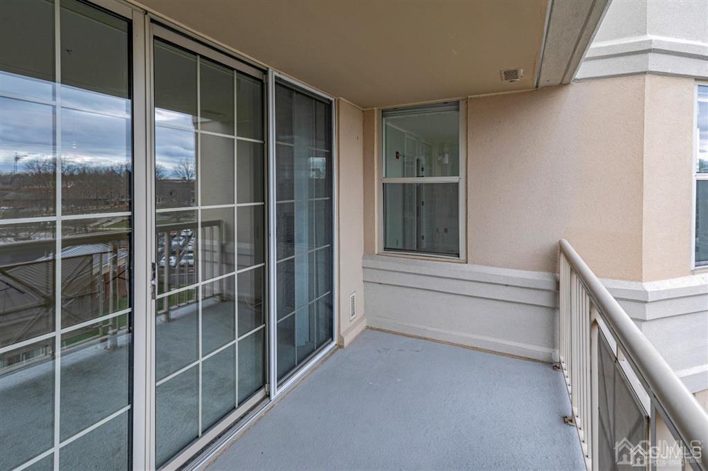 2423 Windrow Drive Plainsboro, NJ 08540 - Photo 24 of 36 a view of an empty walk in closet
