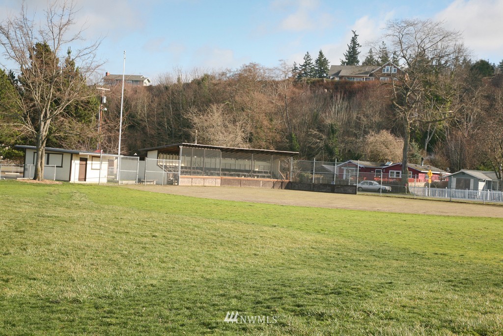7538 Maxwelton Road Clinton, WA 98236 - Photo 23 of 25 Gallery Image 23