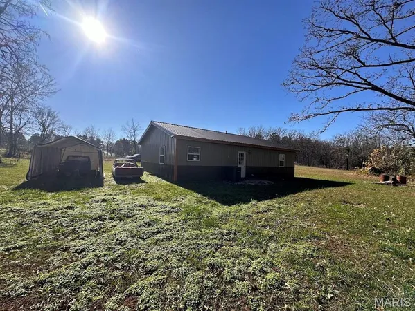$219,900 | 7922 Old Alton Road, Winona, MO 65588