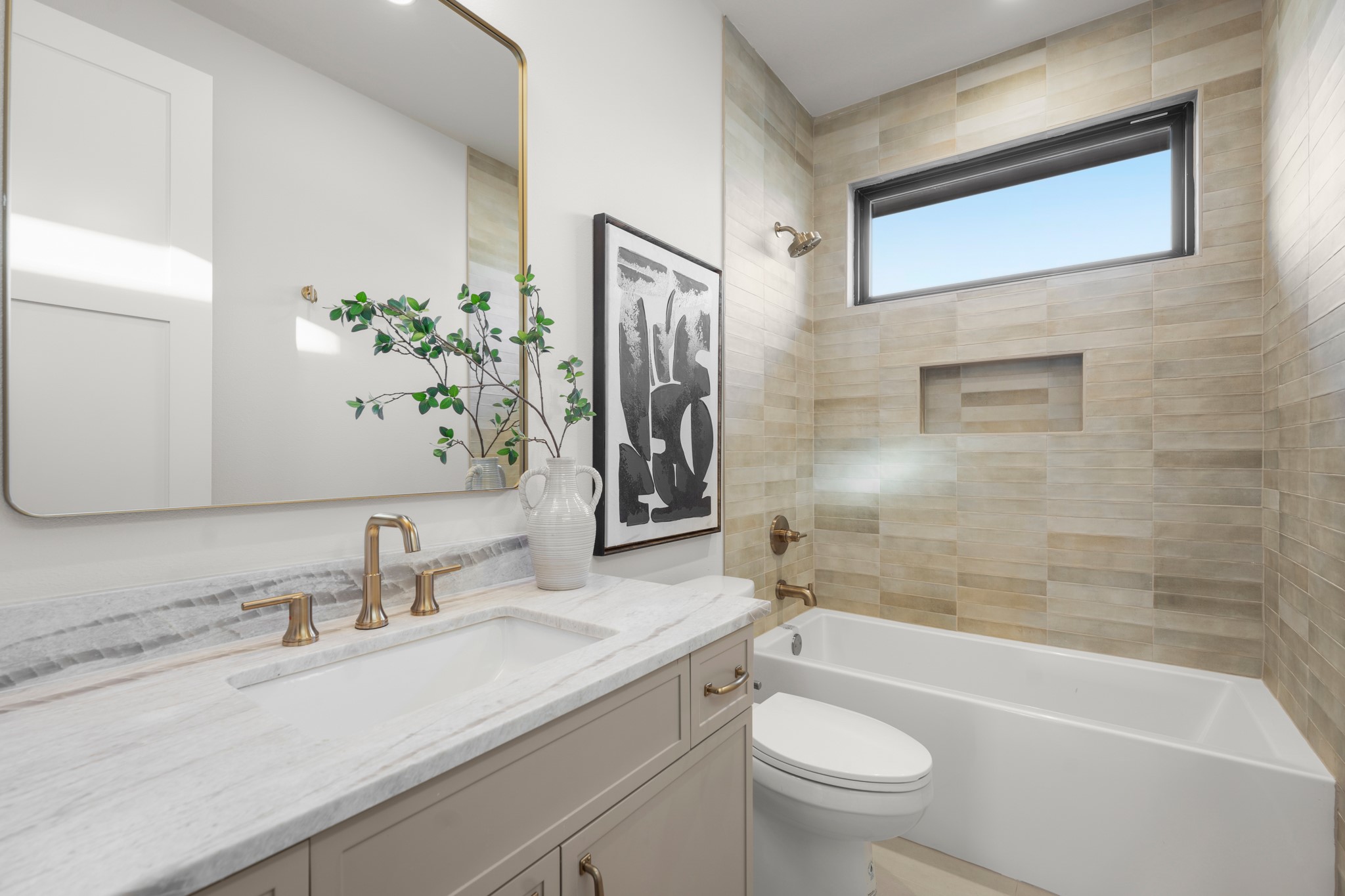 7706 Rutgers Avenue Austin, TX 78757 - Photo 30 of 35 Full bath featuring vanity and shower / bath combination