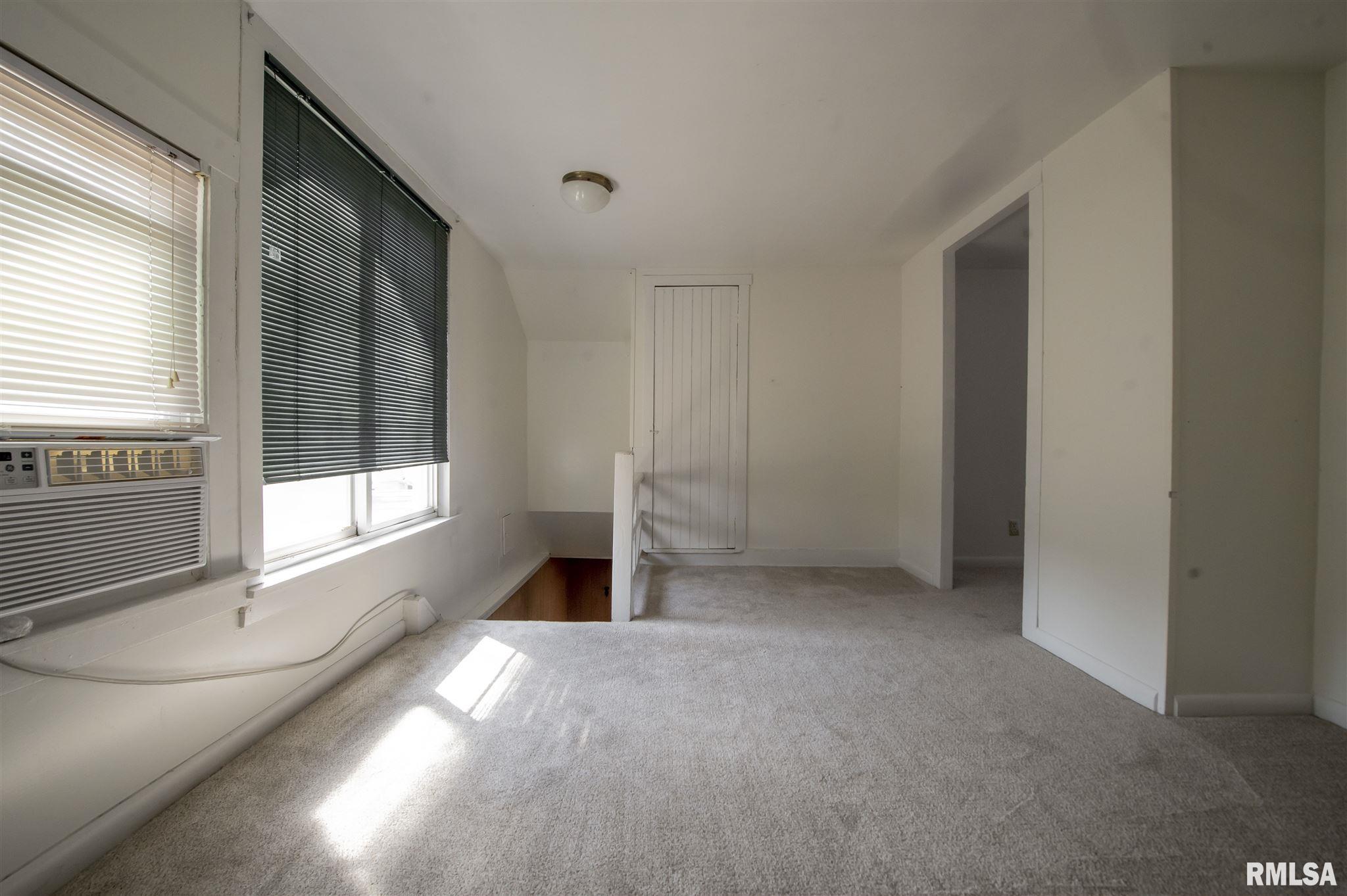 2625 Middle Road Davenport, IA 52803 - Photo 13 of 22 Gallery Image 13