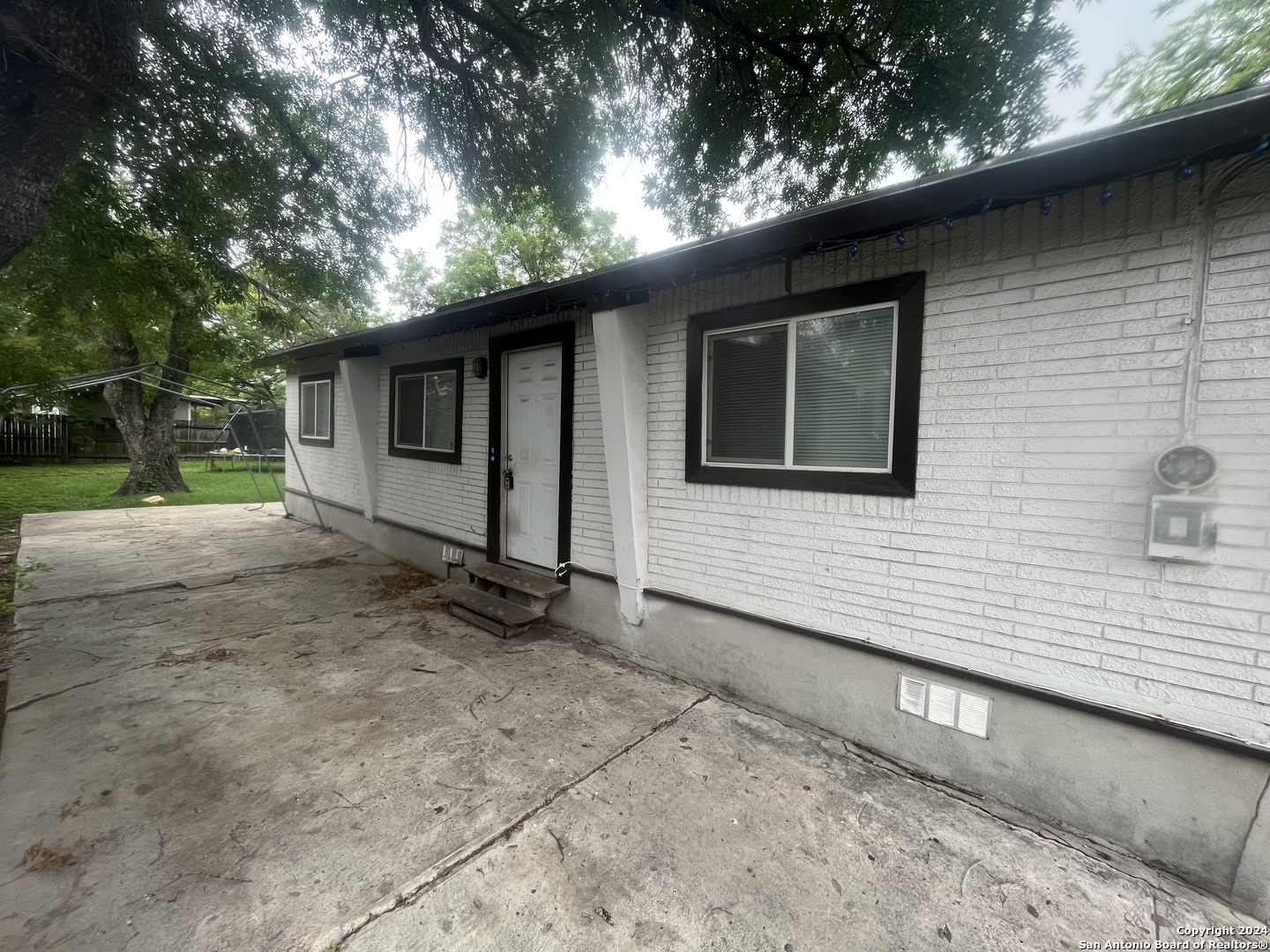 557 North San Dario Ave  