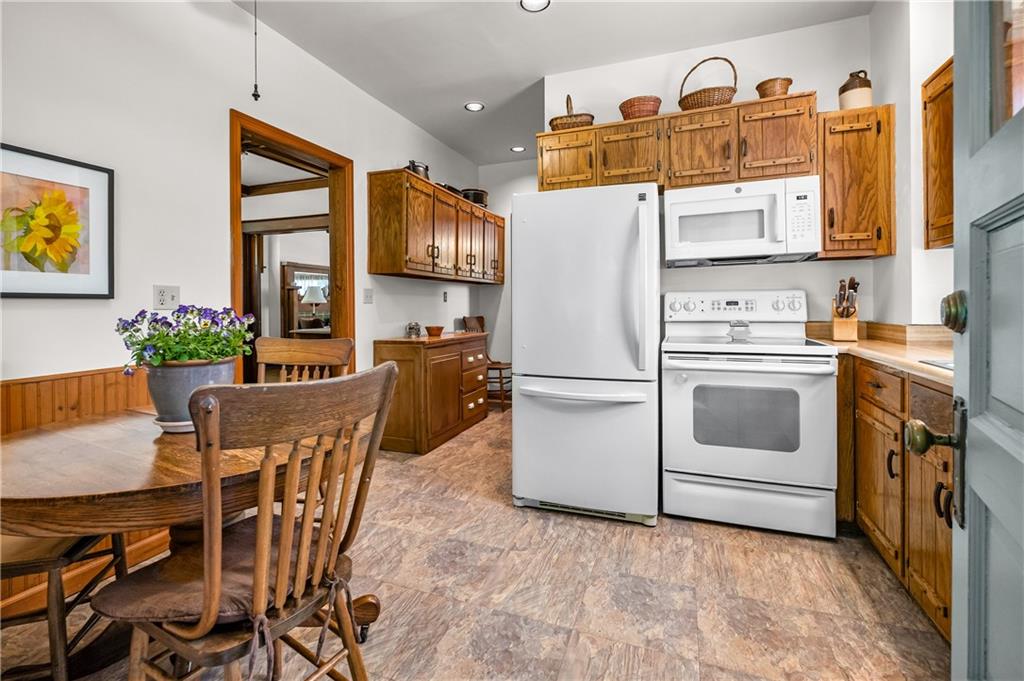 47 Ralston Place Mt. Lebanon, PA 15216 - Photo 18 of 44 Spacious kitchen offering functionality and charm
