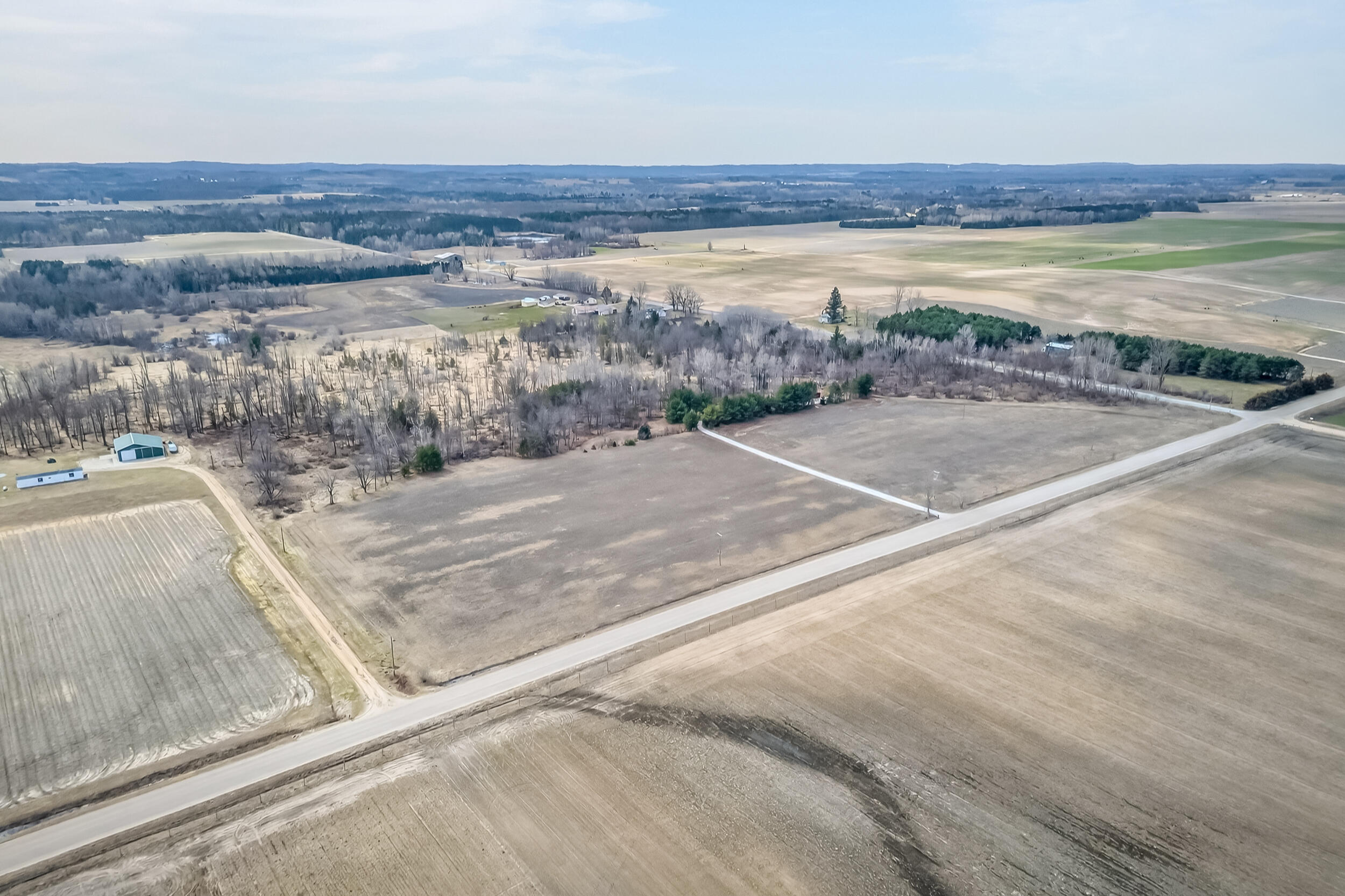 875 East Jackson Road Hart, MI 49420 - Photo 39 of 44 875 e jackson-1