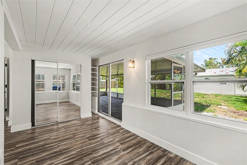 2009 Tarpon Road Palmetto, FL 34221 - Photo 21 of 25