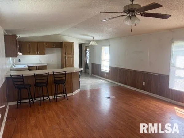 $21,900 | 3430 North Peoria Road, Unit 16, Springfield, IL 62702