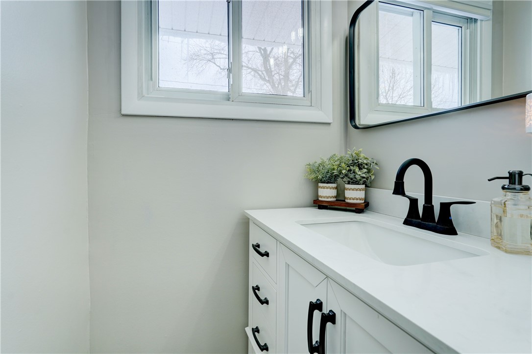 48 Coronet Road Henrietta, NY 14623 - Photo 22 of 28