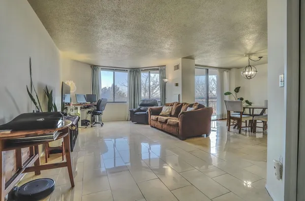 $399,999 | 525 Harmon Cove Tower, Unit 525, Secaucus, NJ 07094