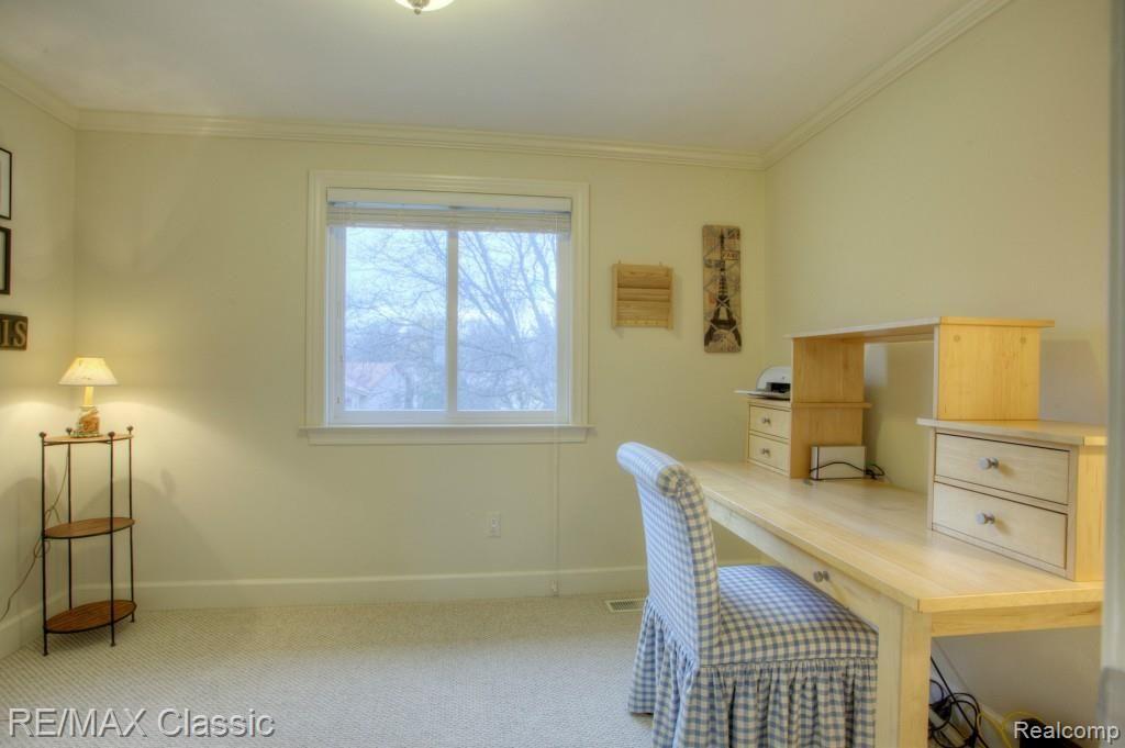 39910 Coronation Road Canton, MI 48188 - Photo 15 of 23 Second Bedroom
