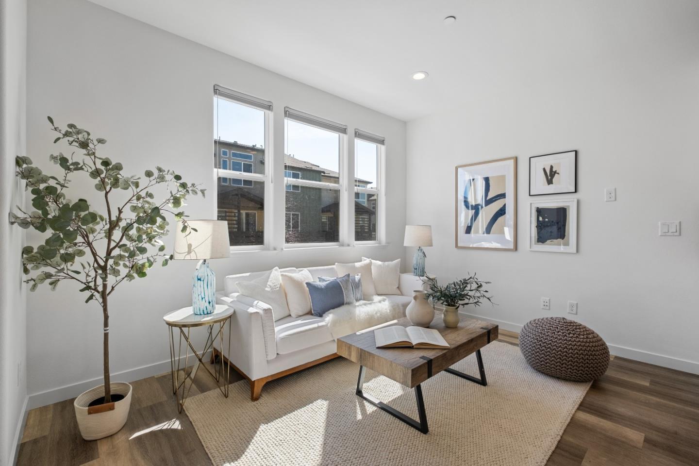 511 Sage Court Milpitas, CA 95035 - Photo 4 of 47 a living room with furniture and a potted plant