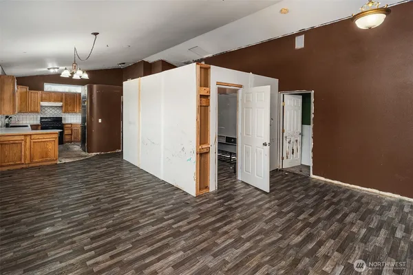 $617,500 | 13611 West Ludvick Lake Drive, Seabeck, WA 98380