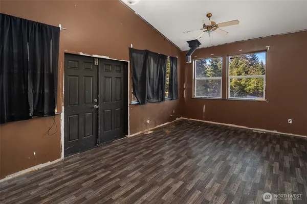 $617,500 | 13611 West Ludvick Lake Drive, Seabeck, WA 98380