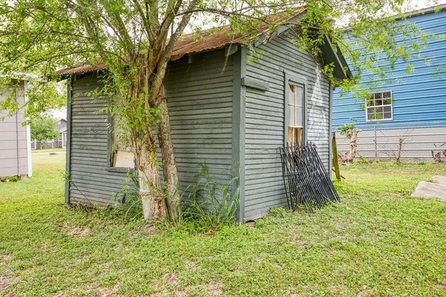 a backyard of a house