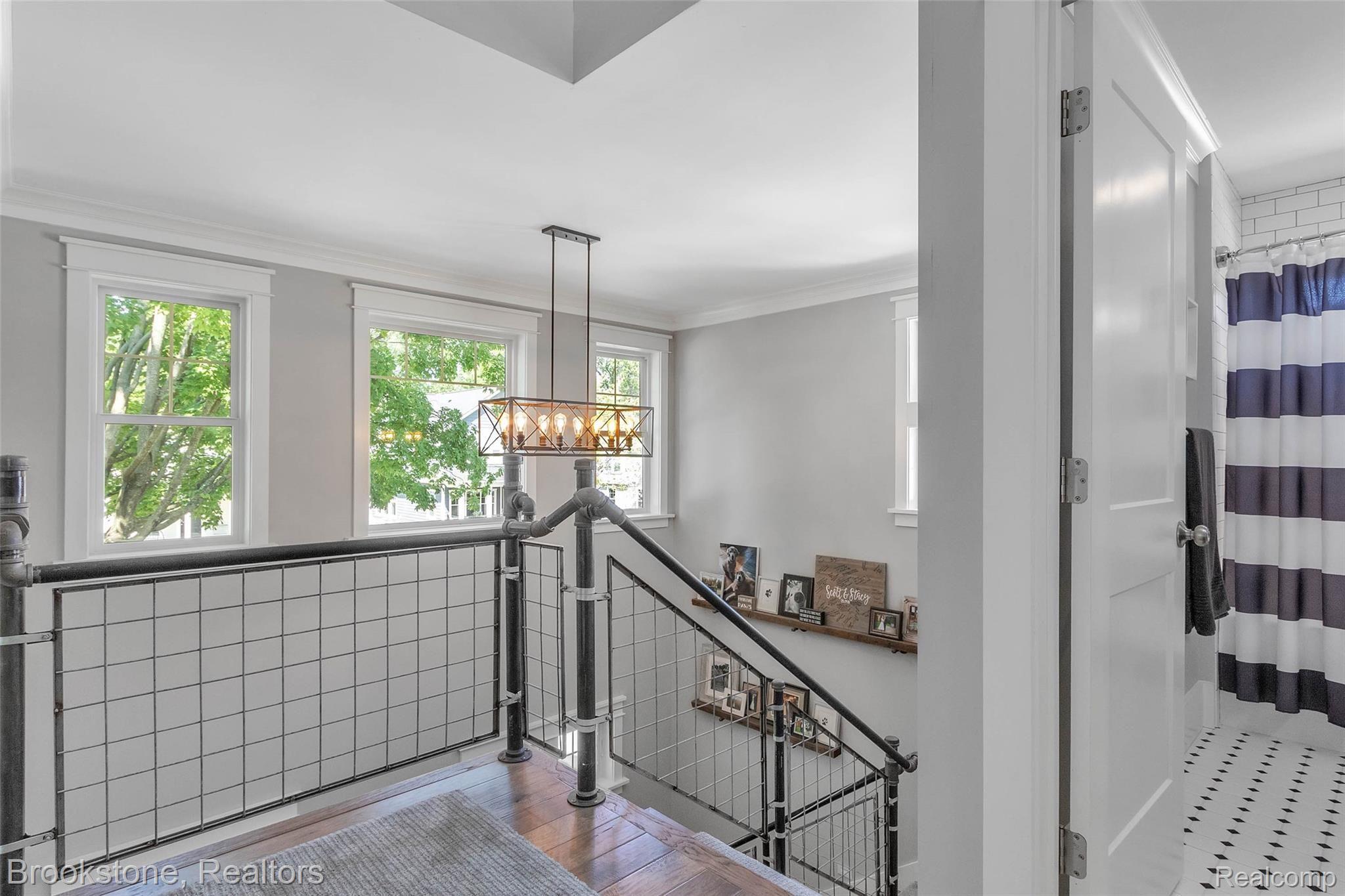 312 North Castell Avenue Rochester, MI 48307 - Photo 37 of 53 40-312 N Castell Ave-WindowStill-Re.jpg