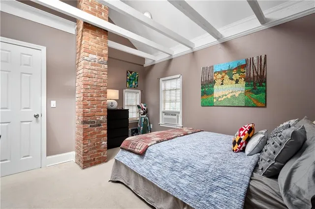 $2,000 | 22 Stockholm Street, Unit 4, Newport, RI 02840