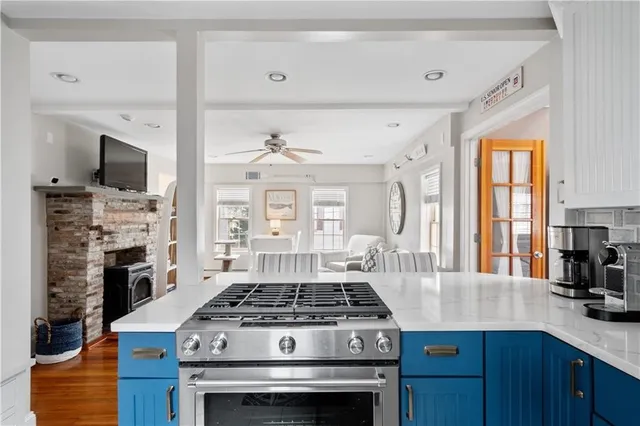 $2,000 | 22 Stockholm Street, Unit 4, Newport, RI 02840