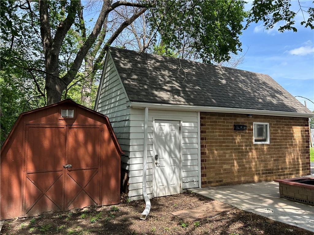 917 South 2nd Street Clinton, MO 64735 - Photo 9 of 42