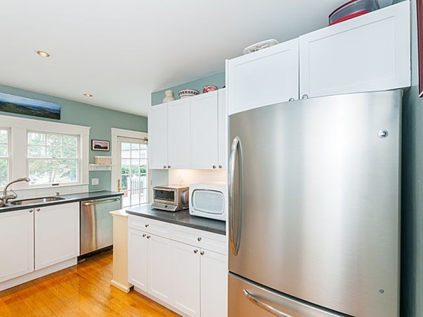 22 Avon Road Watertown, MA 02472 - Photo 18 of 30