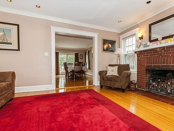 22 Avon Road Watertown, MA 02472 - Photo 3 of 30