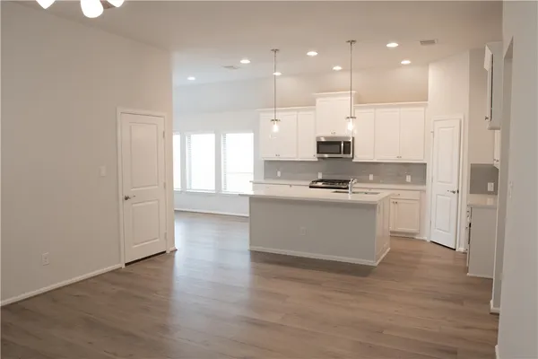 $2,250 | 916 Azul Lagoon Drive, Leander, TX 78641