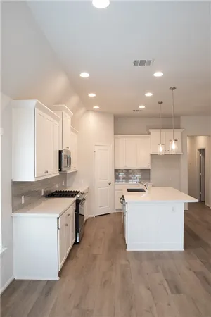 $2,250 | 916 Azul Lagoon Drive, Leander, TX 78641