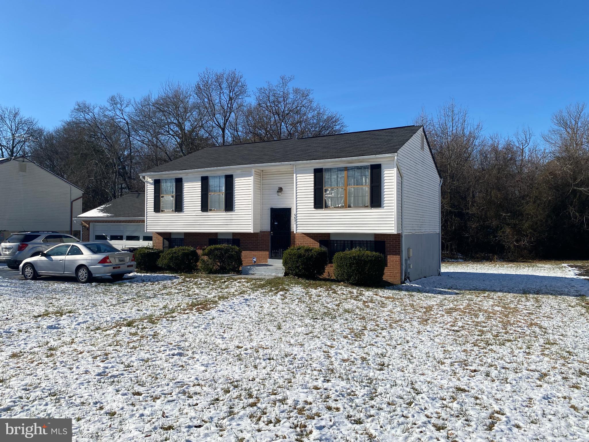 6621 Allentown Road Temple Hills, MD 20748 - Photo 2 of 23 Ample parking