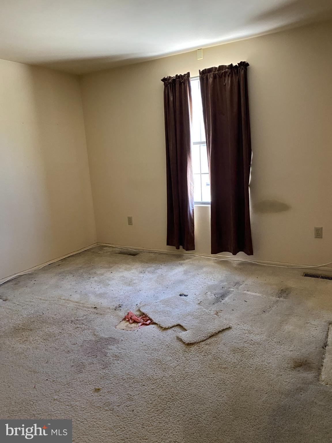 6621 Allentown Road Temple Hills, MD 20748 - Photo 10 of 23 Primary bedroom awaiting transformation.