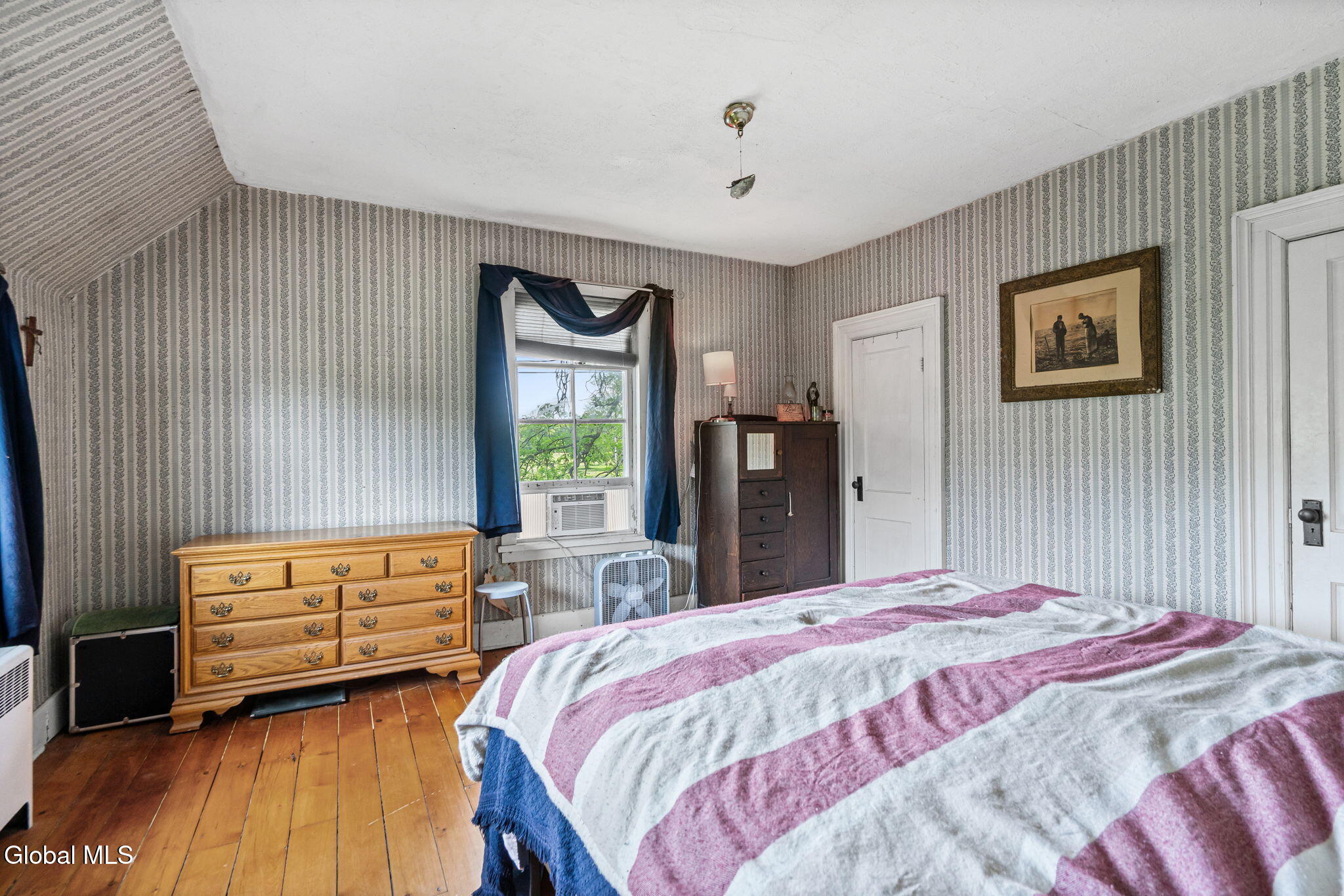 55 Van Dyke Road Bethlehem, NY 12054 - Photo 15 of 27 17-web-or-mls-55-van-dyke-ave