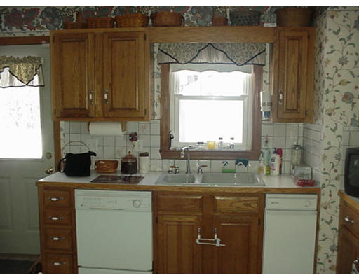 1 Kenilworth Road Worcester, MA 01602 - Photo 5 of 7