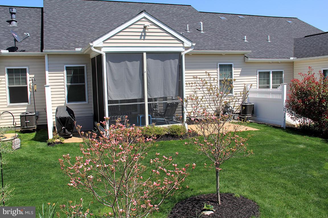 636 Lititz Reserve Lane, Unit 84 Lititz, PA 17543 - Photo 43 of 44 Screened Porch