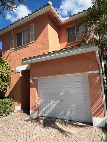 $3,000 | 3940 Northwest 92nd Avenue, Unit 3940, Sunrise, FL 33351