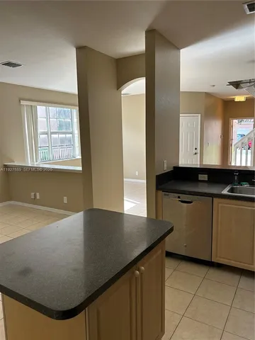 $3,000 | 3940 Northwest 92nd Avenue, Unit 3940, Sunrise, FL 33351