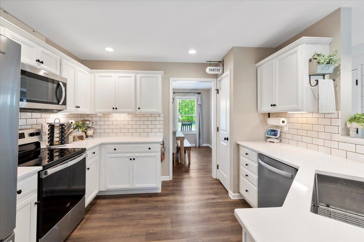 1290 Walnut Ridge Road Christiansburg, VA 24073 - Photo 20 of 93 Gallery Image 20