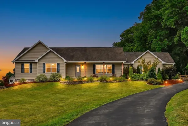 $384,900 | 54 Tori Lane, Pine Grove, PA 17963