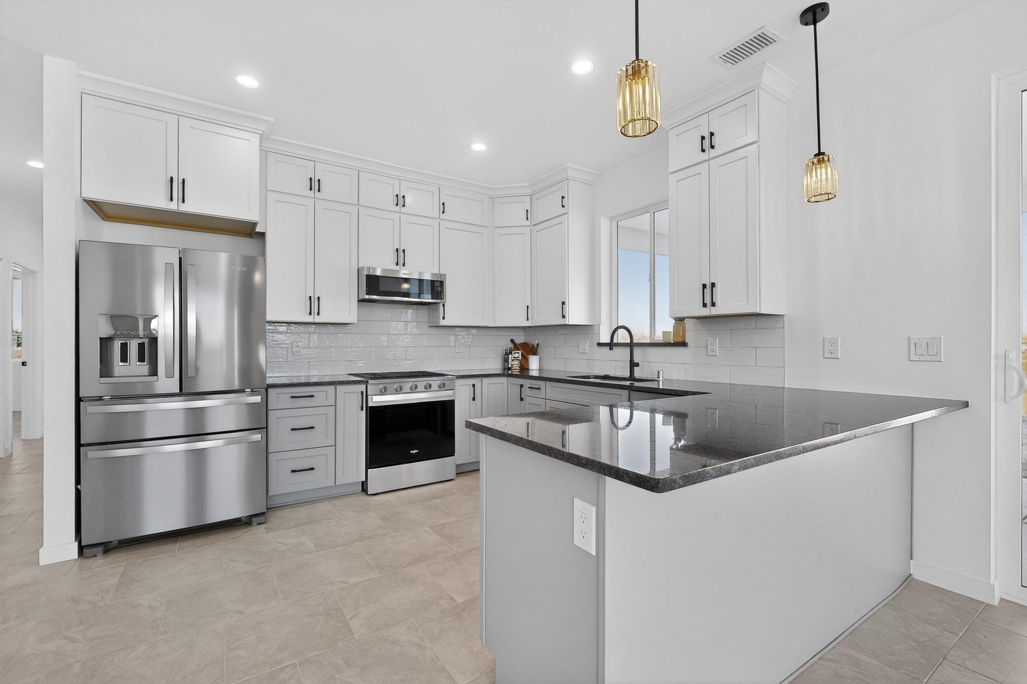 421 9th Avenue Northeast Rio Rancho, NM 87124 - Photo 14 of 48 Gallery Image 14